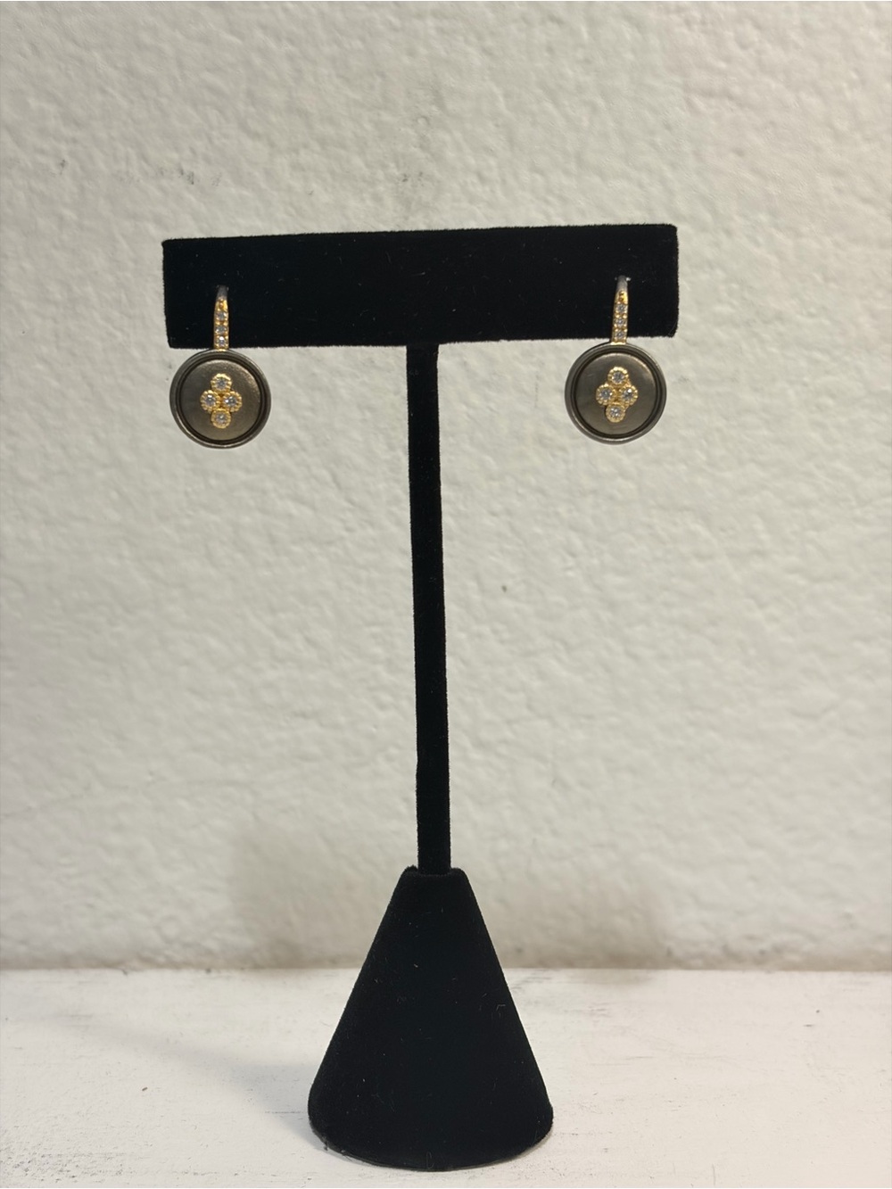 ARMOR OF HOPE SMALL CLOVER LEVERBACK EARRINGS